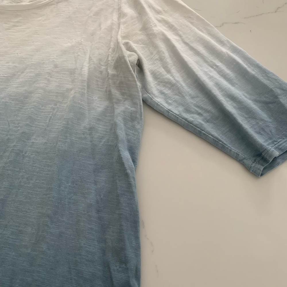 PURE JILL XL BALLET SLEEVE TUNIC
100% COTTON ombré White Blue Tee New no tag - Picture 4 of 9